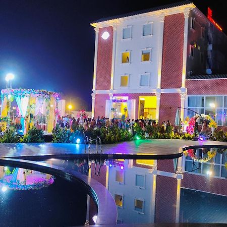The Kamoda Resort Ambikapur Exterior foto